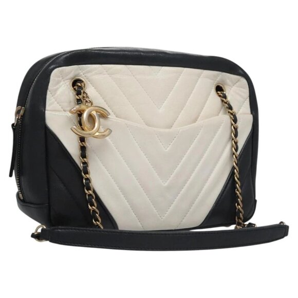 CHANEL V Stitch Chain Shoulder Bag Leather White Navy gold CC Auth bs23534 - Picture 1 of 16